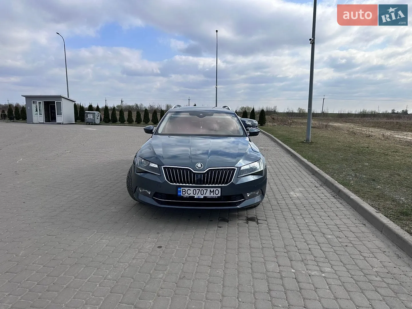 2017 Skoda Superb - мініатюра 3