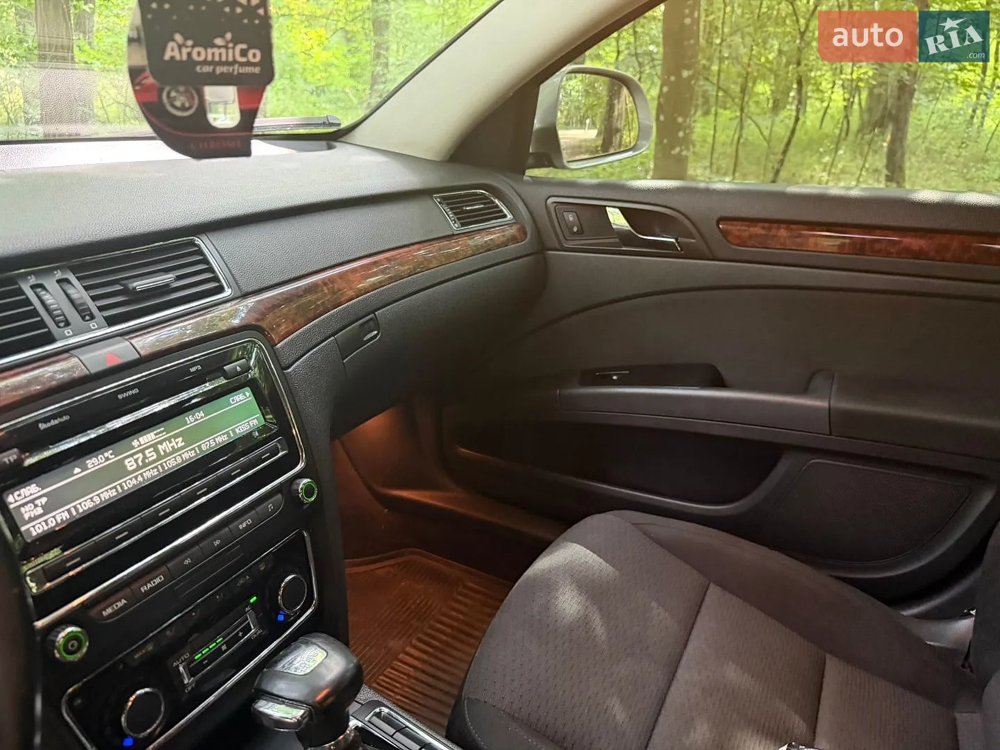 2011 Skoda Superb - мініатюра 14