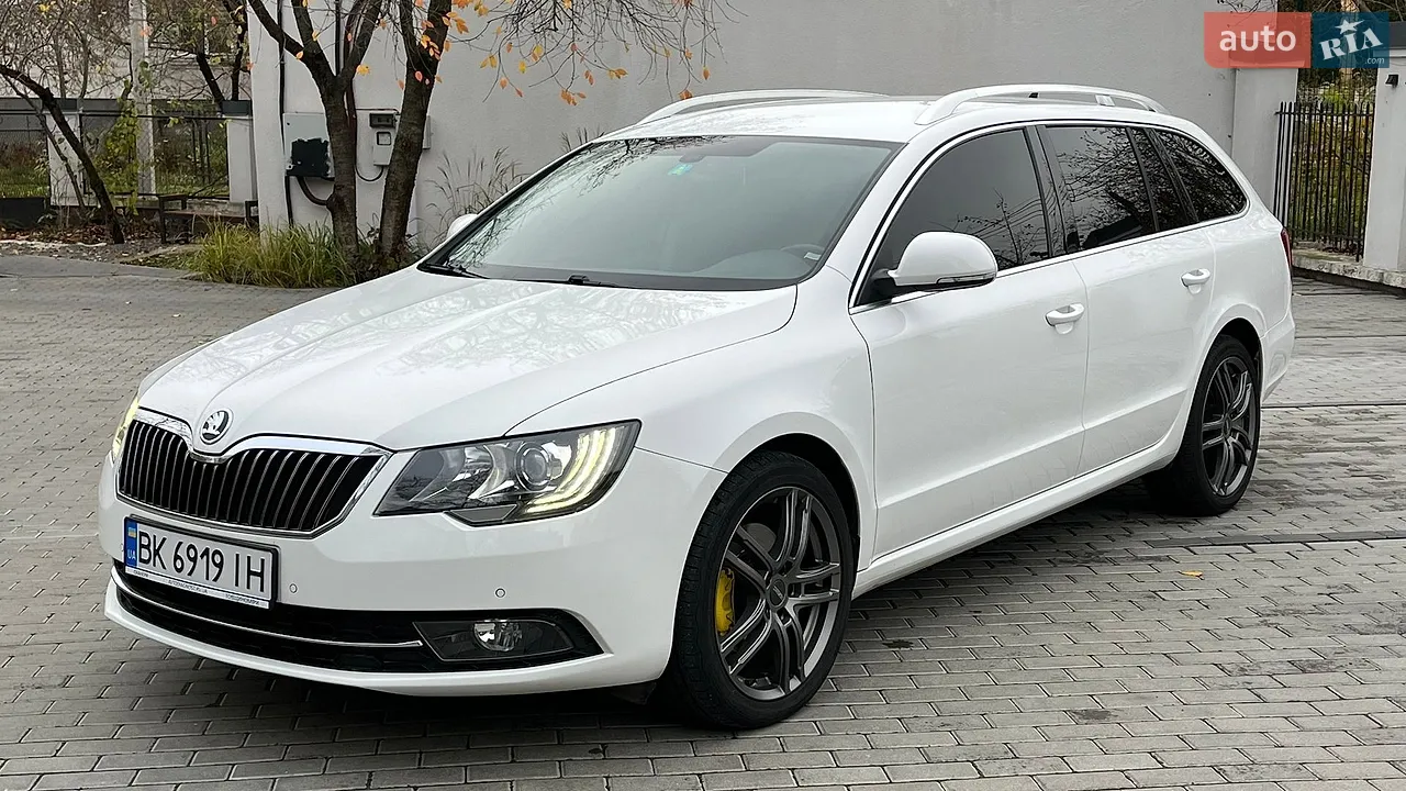 2017 Skoda Superb - мініатюра 15