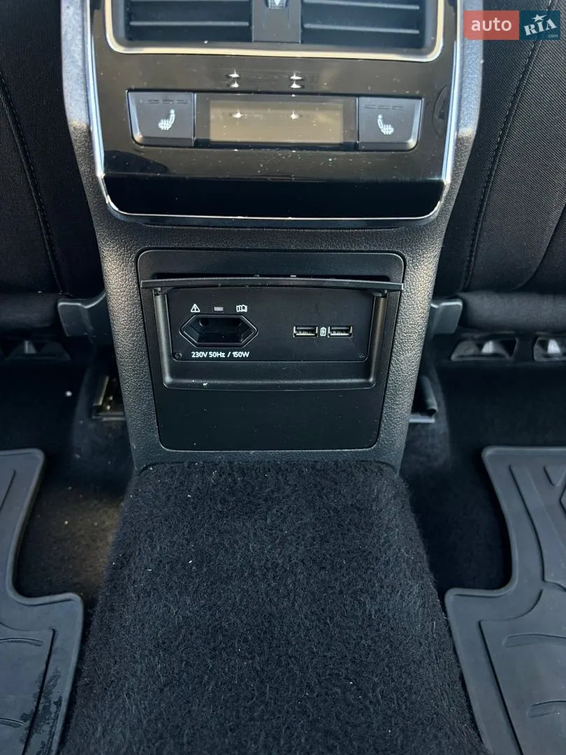 2019 Skoda Superb - мініатюра 11