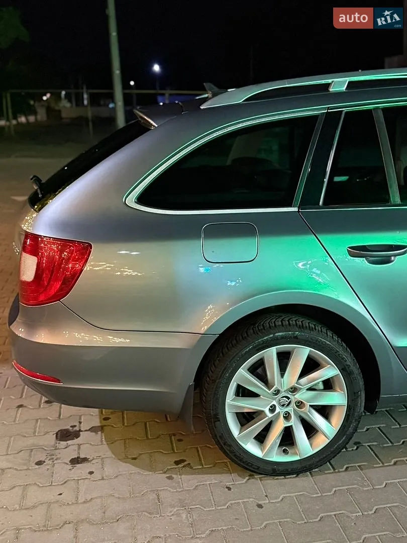 2011 Skoda Superb - мініатюра 15