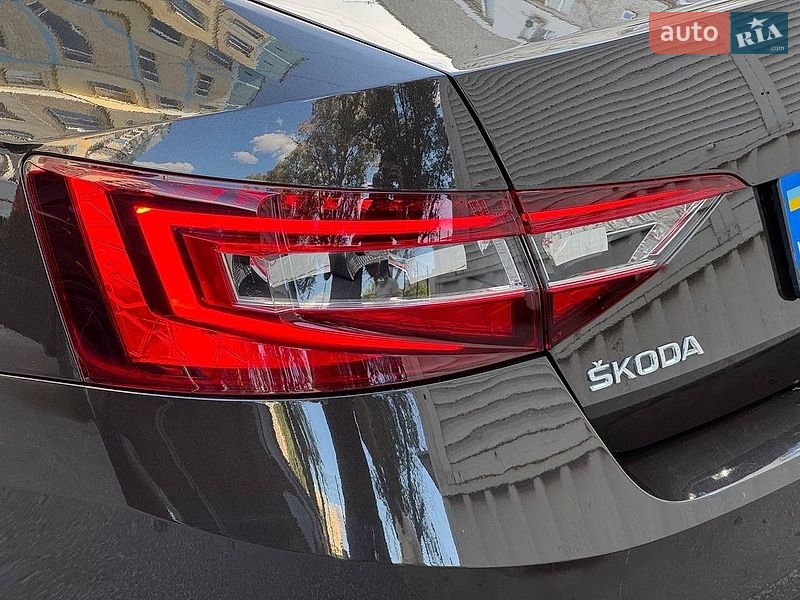 Ліфтбек Skoda Superb 2018 в Дніпрі