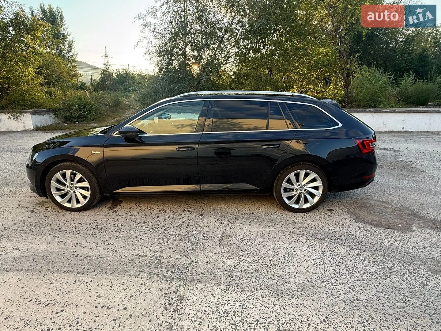 2016 Skoda Superb - мініатюра 19