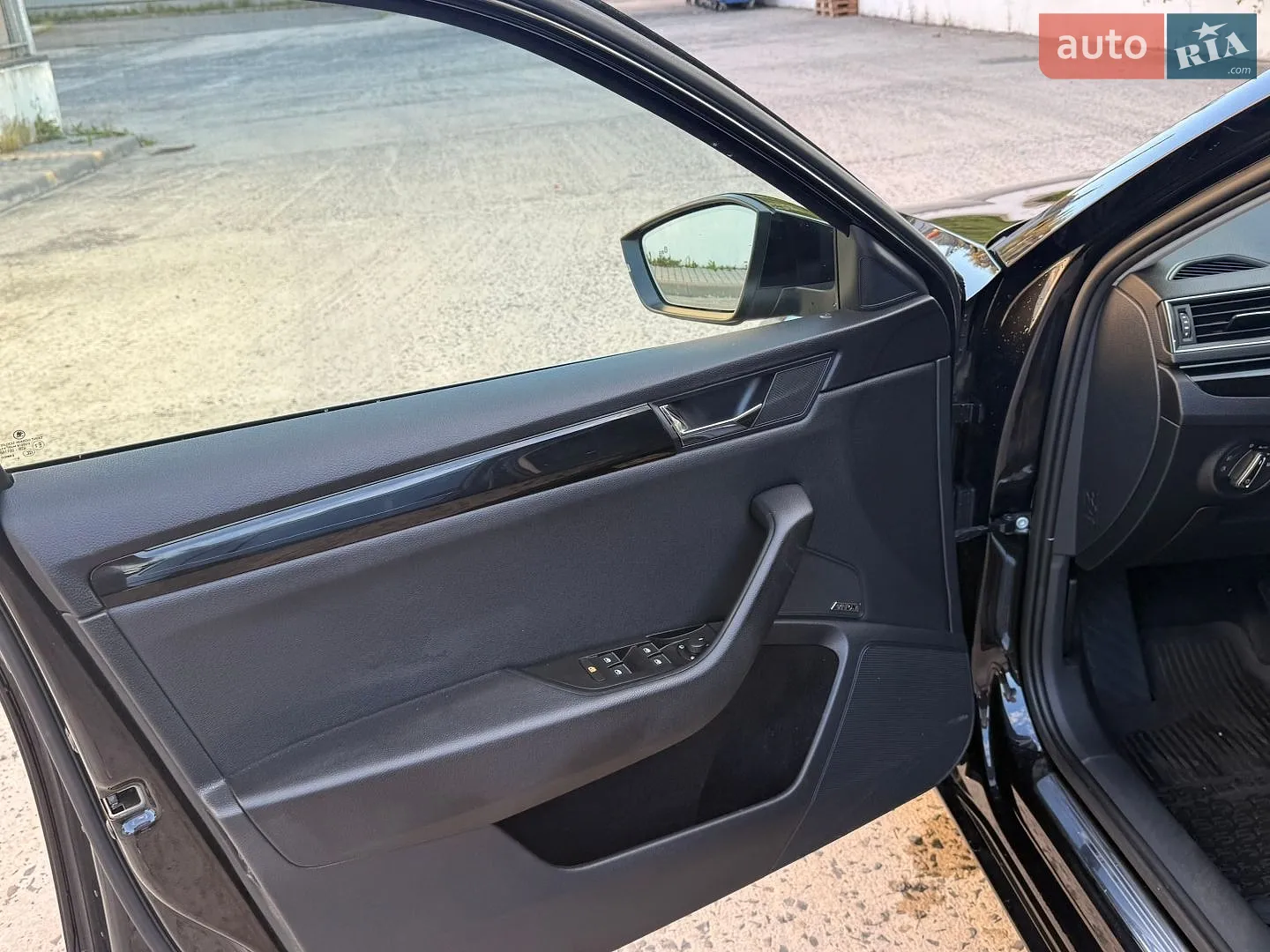 2016 Skoda Superb - мініатюра 36
