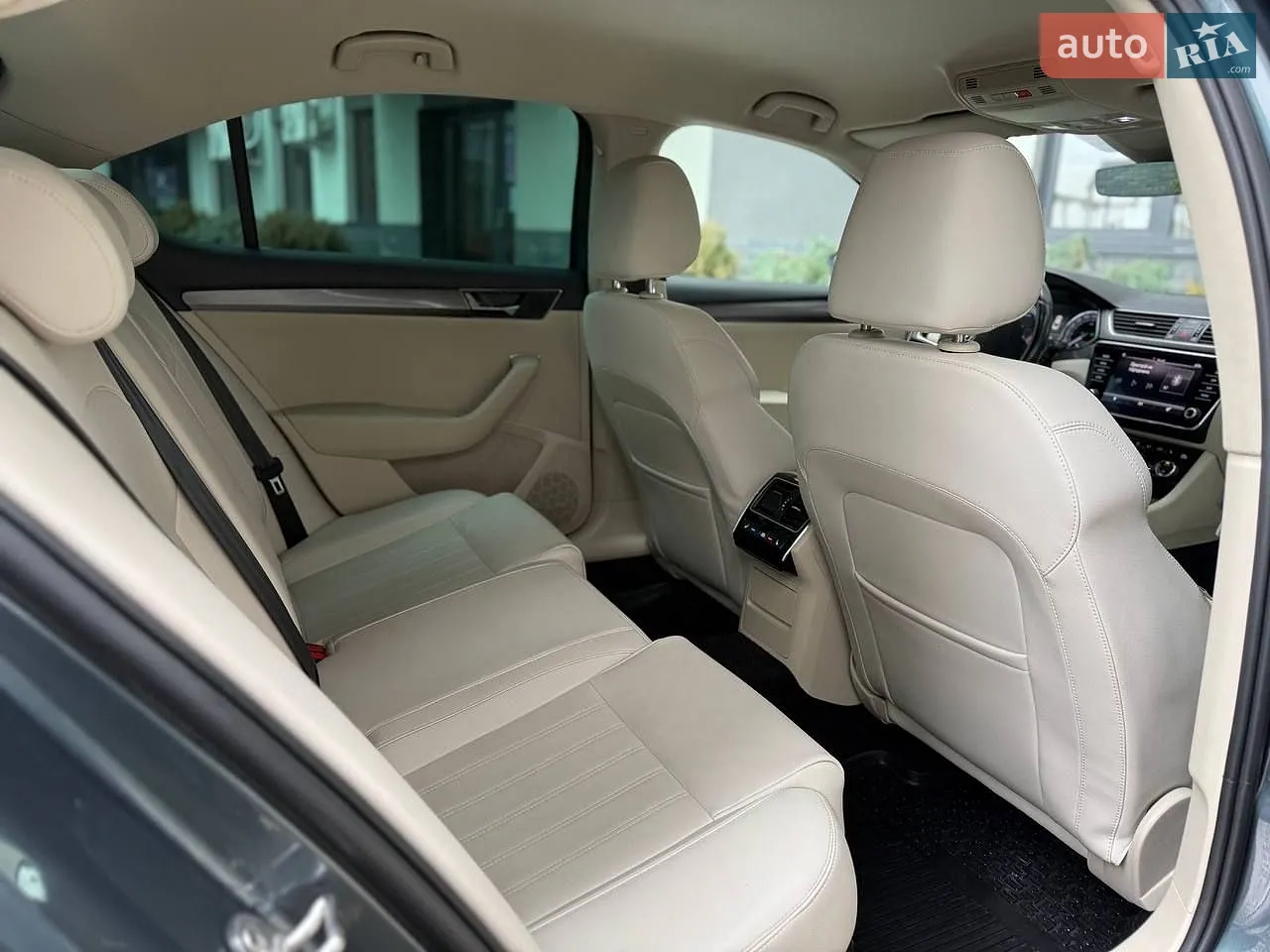 2019 Skoda Superb - мініатюра 40