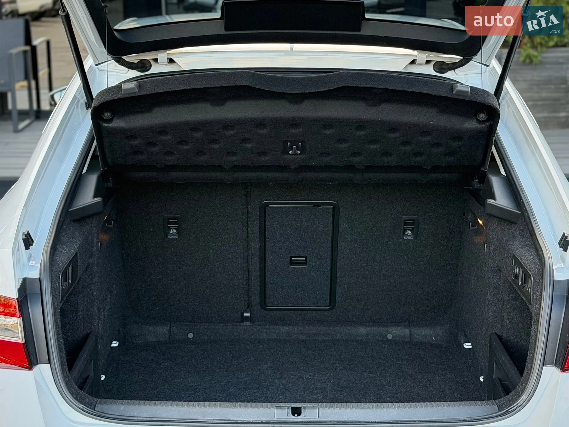 2019 Skoda Superb - мініатюра 19
