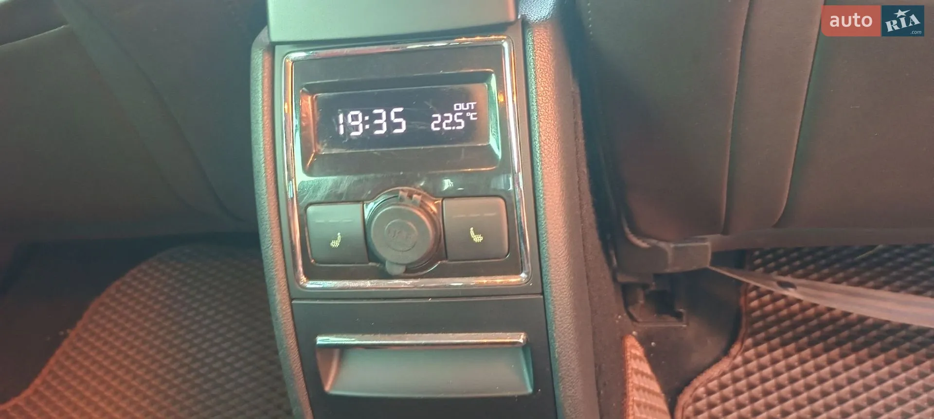 2012 Skoda Superb - мініатюра 23