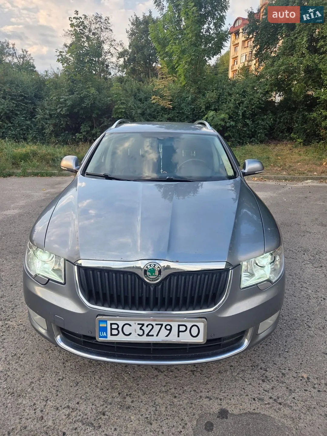 2011 Skoda Superb - мініатюра 4