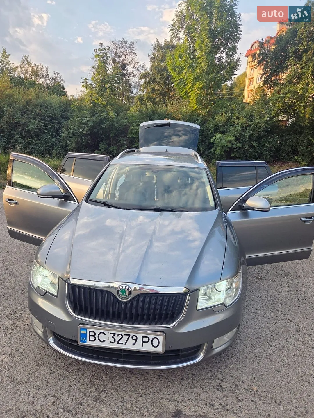 2011 Skoda Superb - мініатюра 9