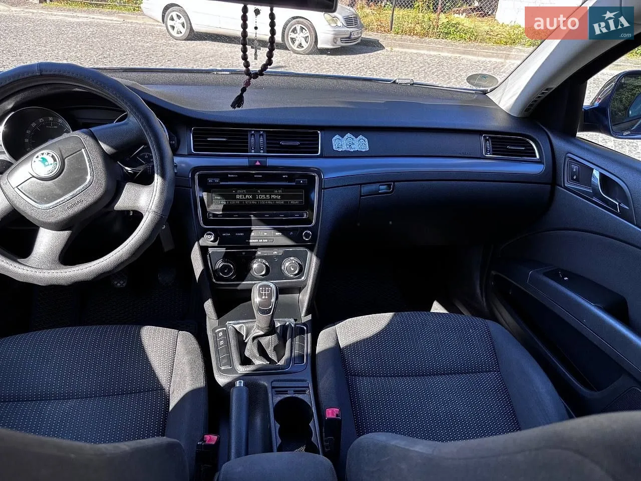 2011 Skoda Superb - мініатюра 12