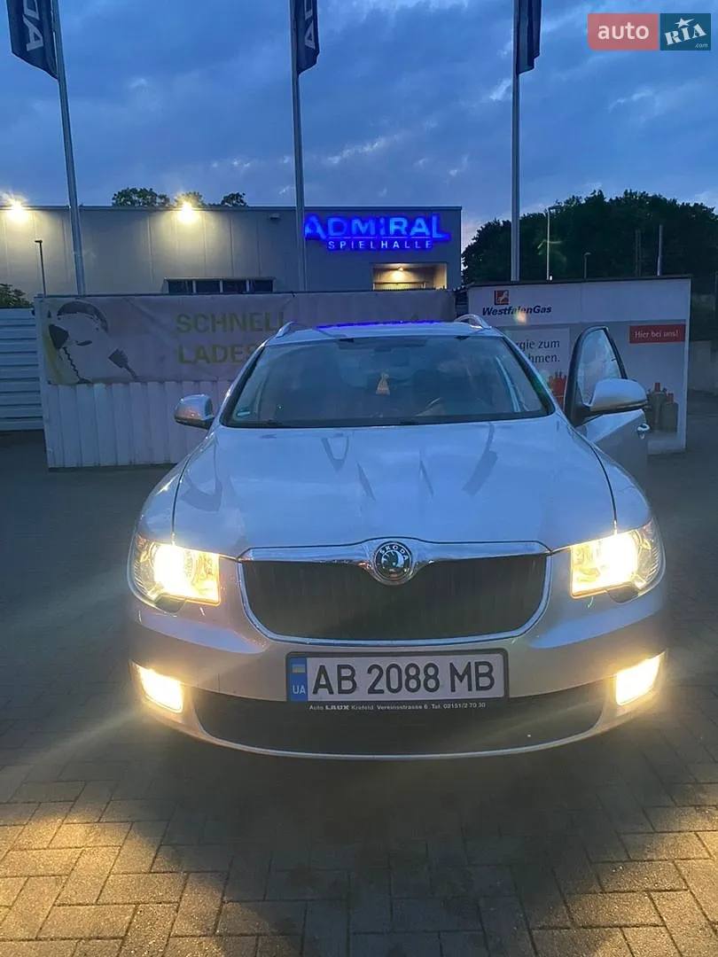 2011 Skoda Superb - мініатюра 14