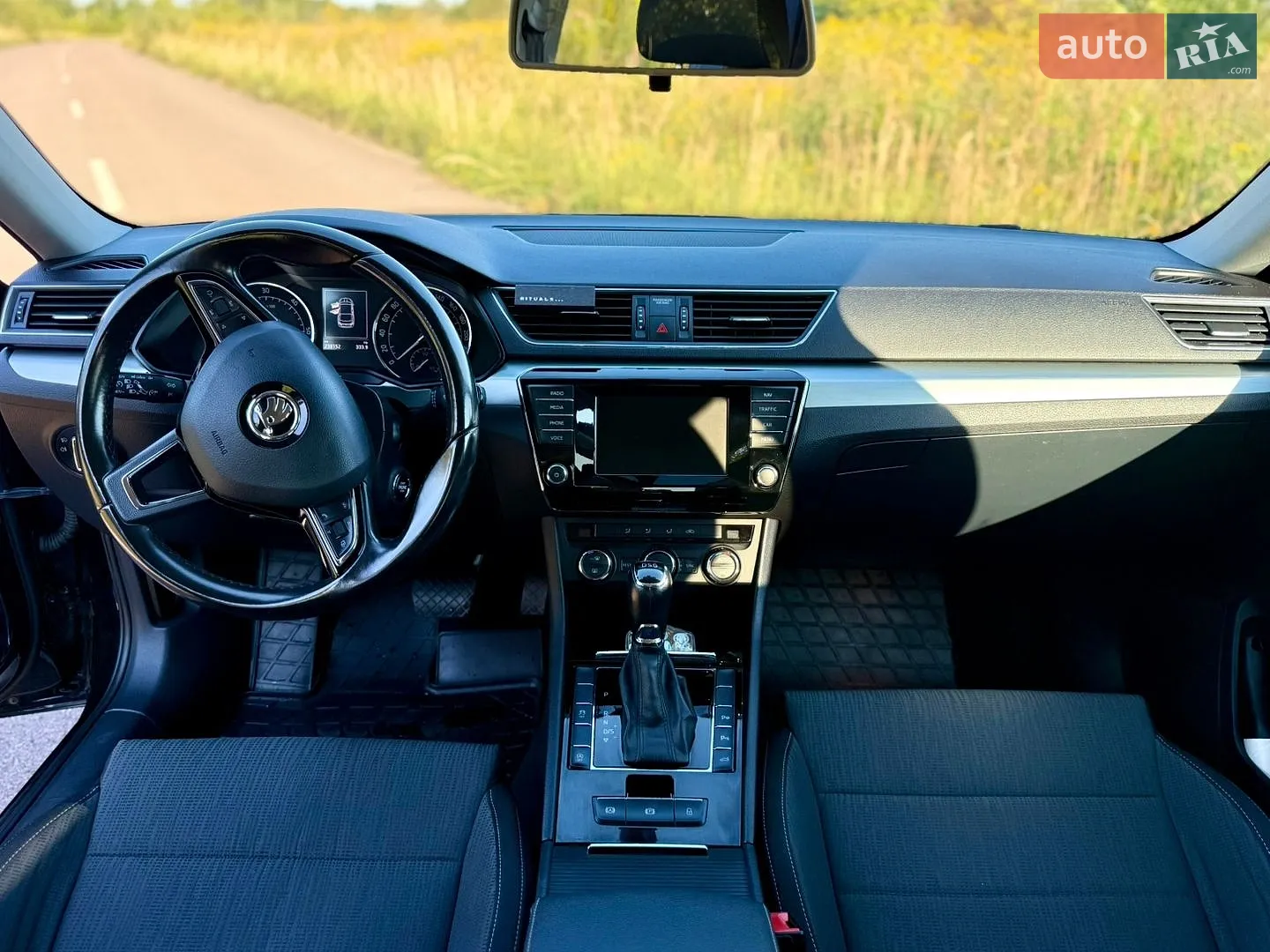 2015 Skoda Superb - мініатюра 12