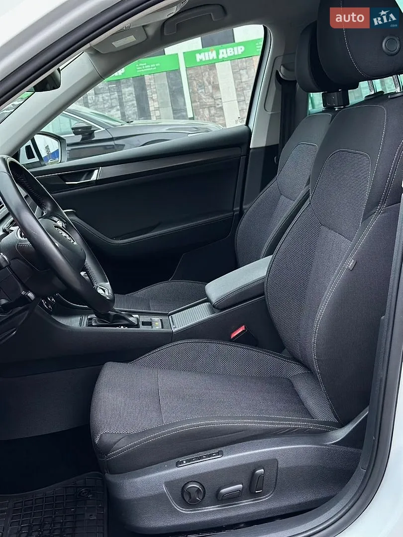 2021 Skoda Superb - мініатюра 36