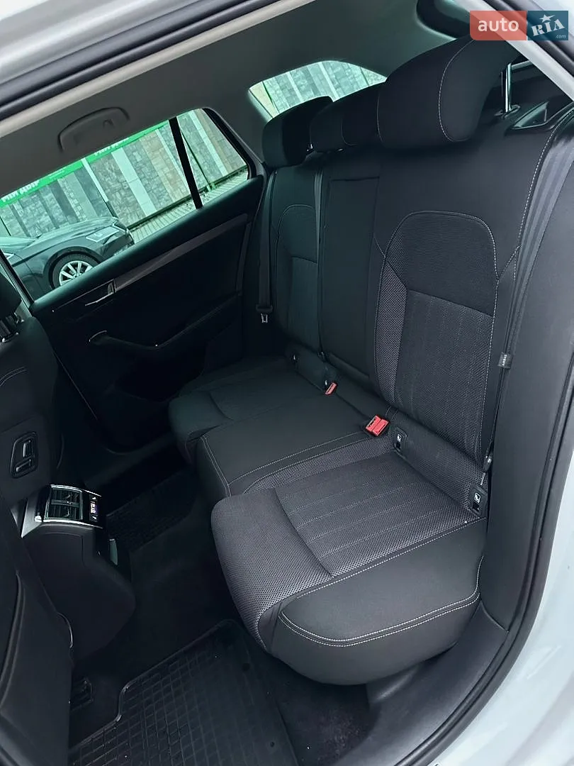 2021 Skoda Superb - мініатюра 43