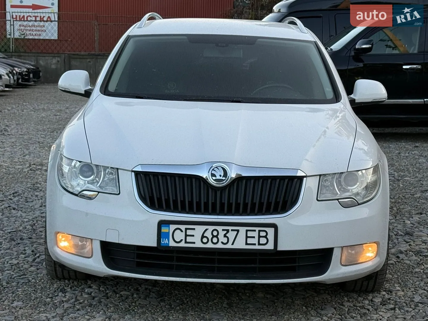 2011 Skoda Superb - мініатюра 2