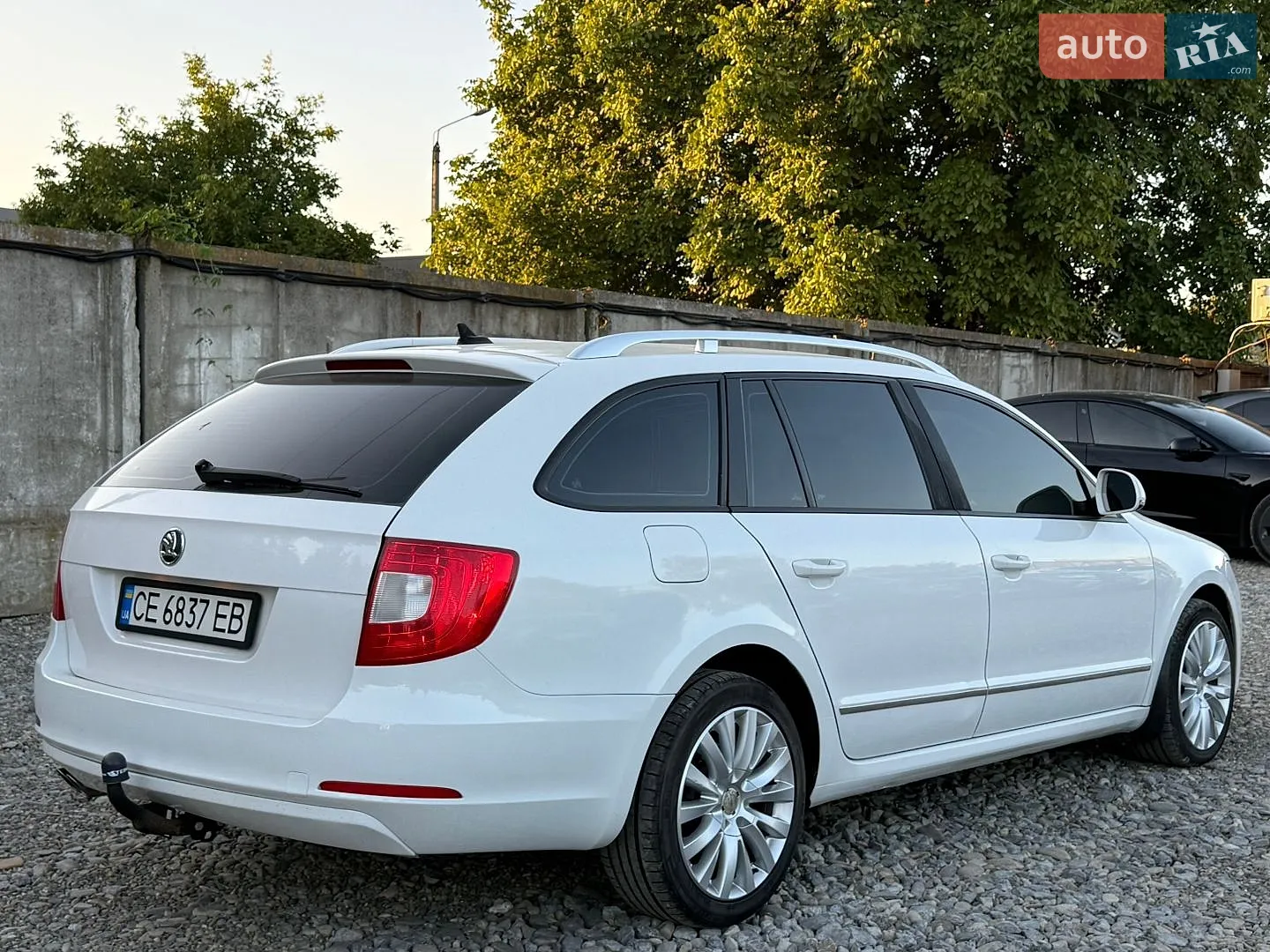 2011 Skoda Superb - мініатюра 4