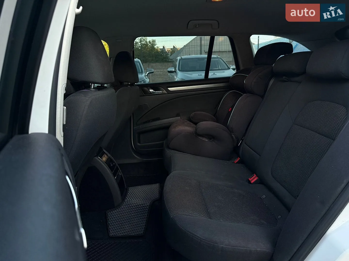 2011 Skoda Superb - мініатюра 11