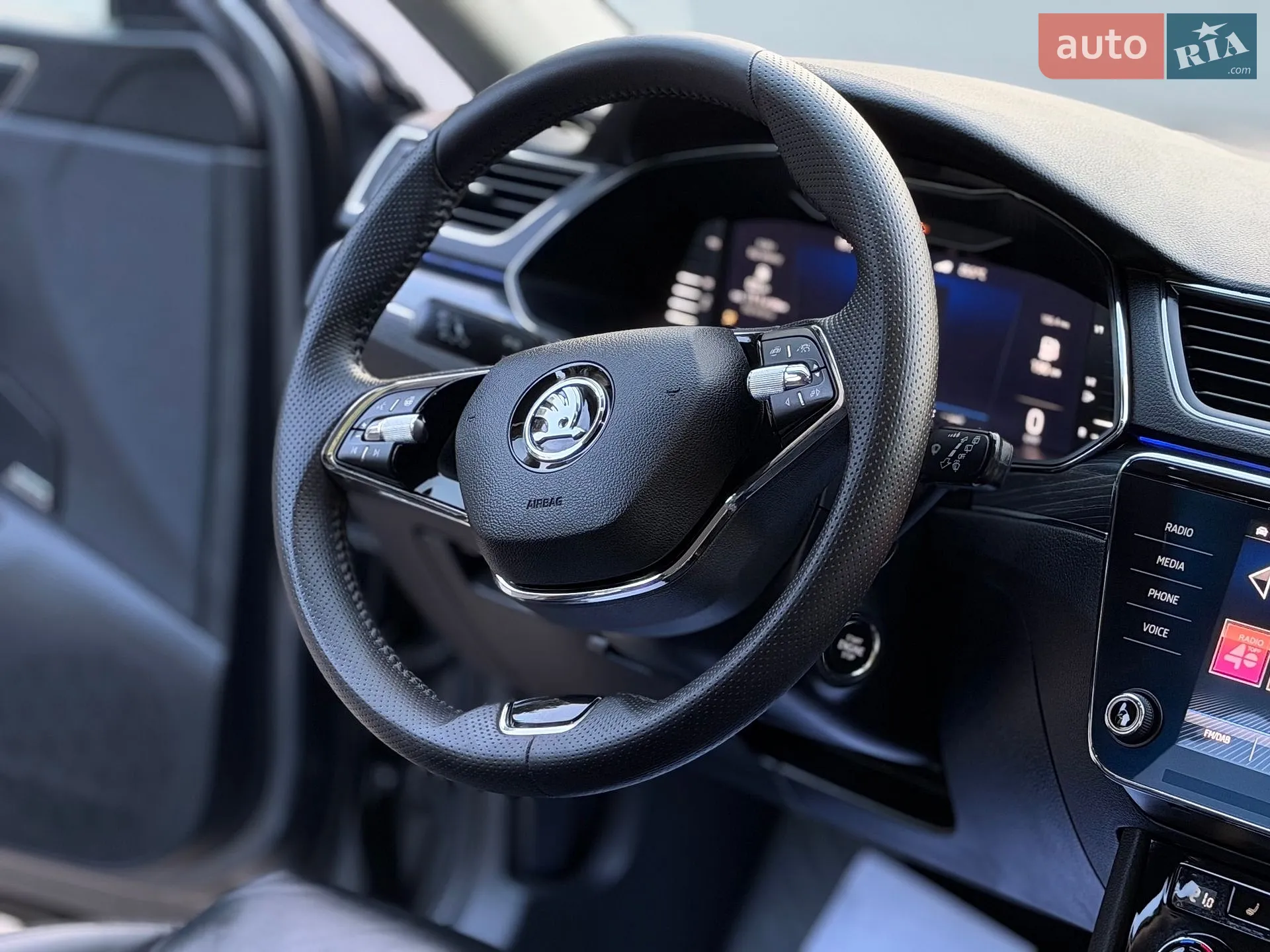 2022 Skoda Superb - мініатюра 64