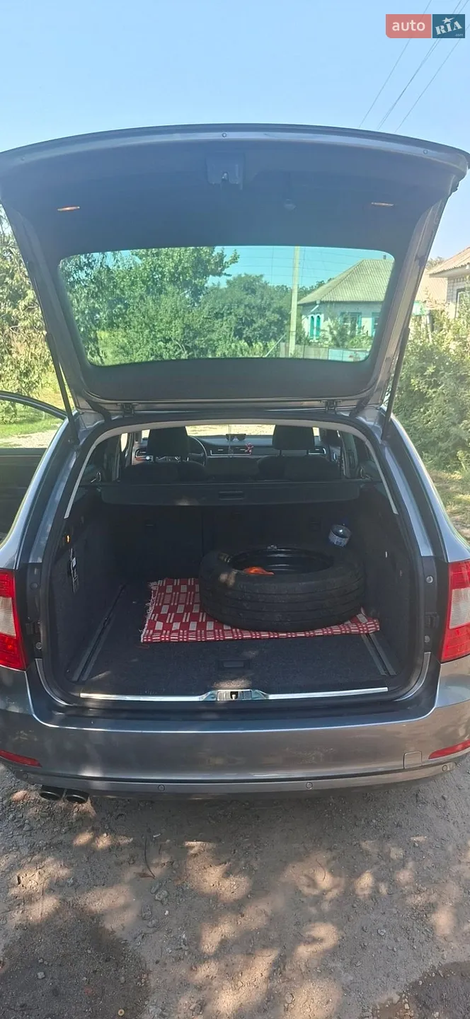 2010 Skoda Superb - мініатюра 29