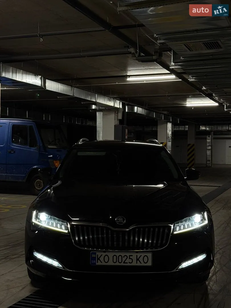 2019 Skoda Superb - мініатюра 11