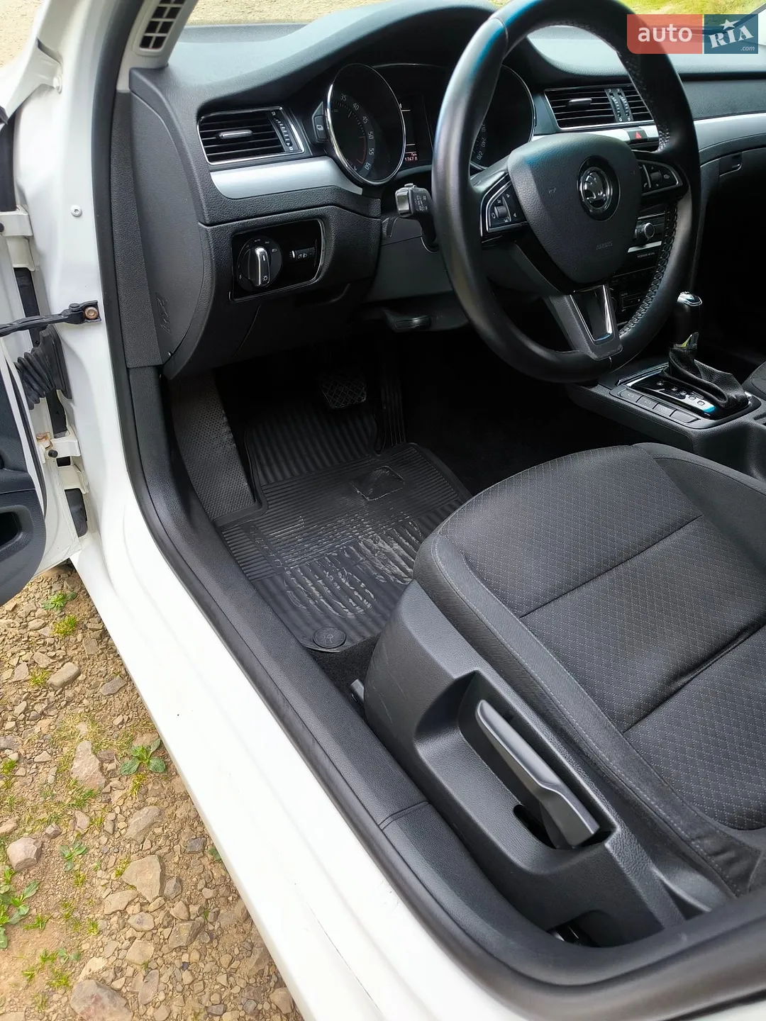 2014 Skoda Superb - мініатюра 25