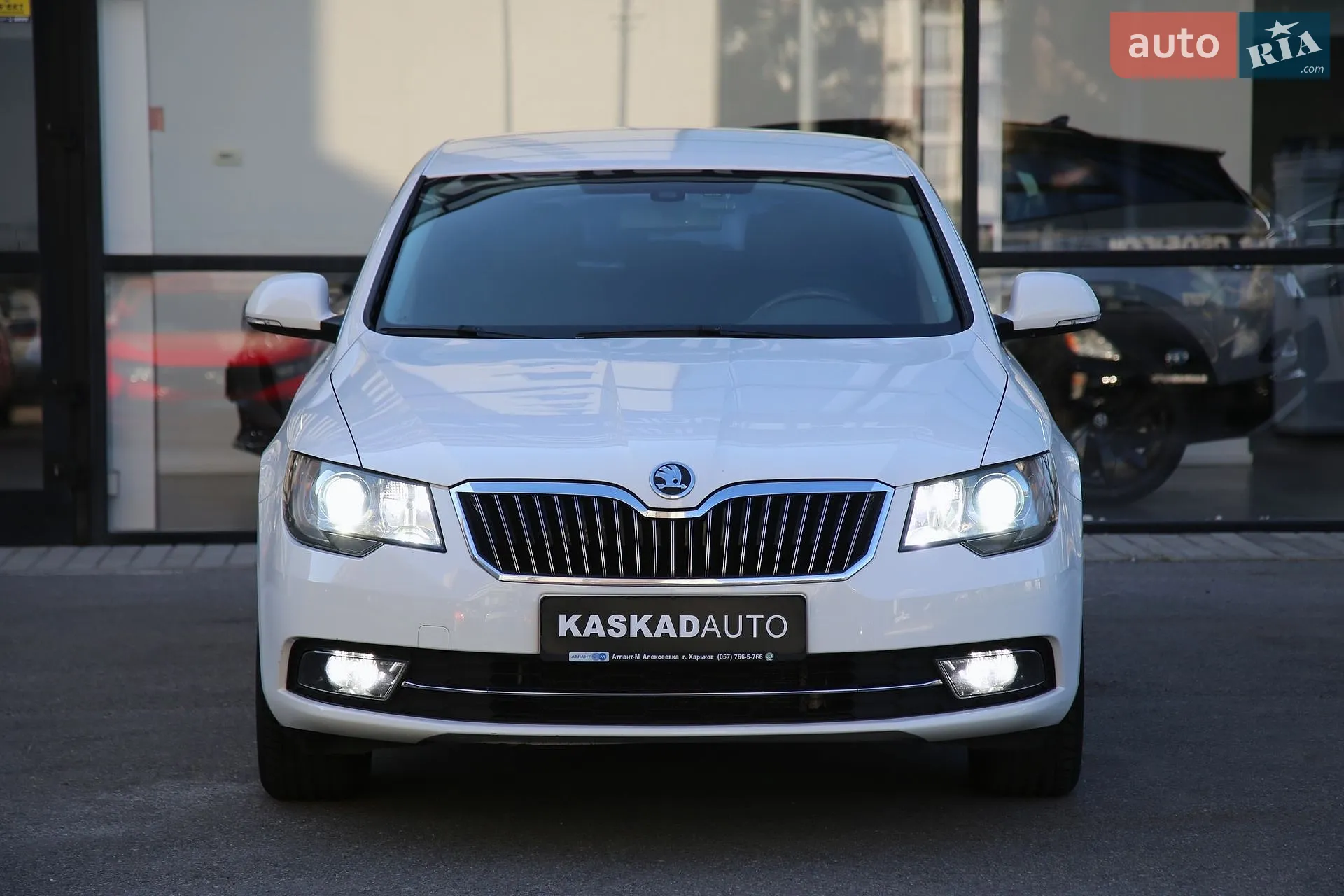 2013 Skoda Superb - мініатюра 2
