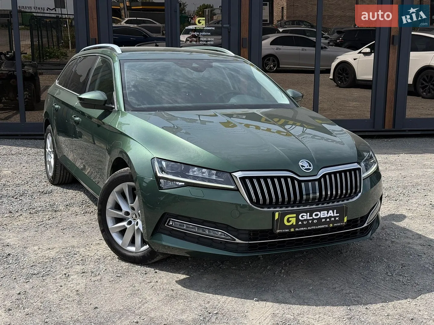 2020 Skoda Superb - мініатюра 3
