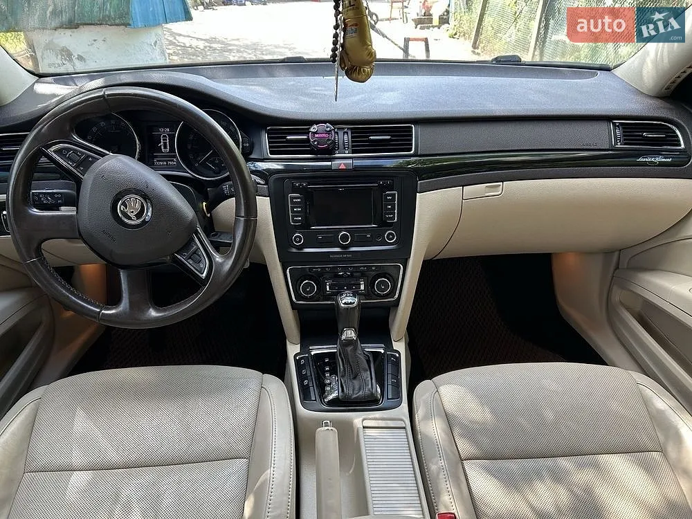 2013 Skoda Superb - мініатюра 3