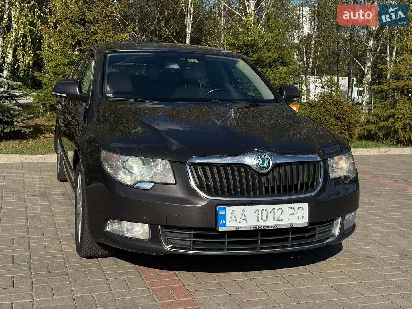 2010 Skoda Superb - мініатюра 2