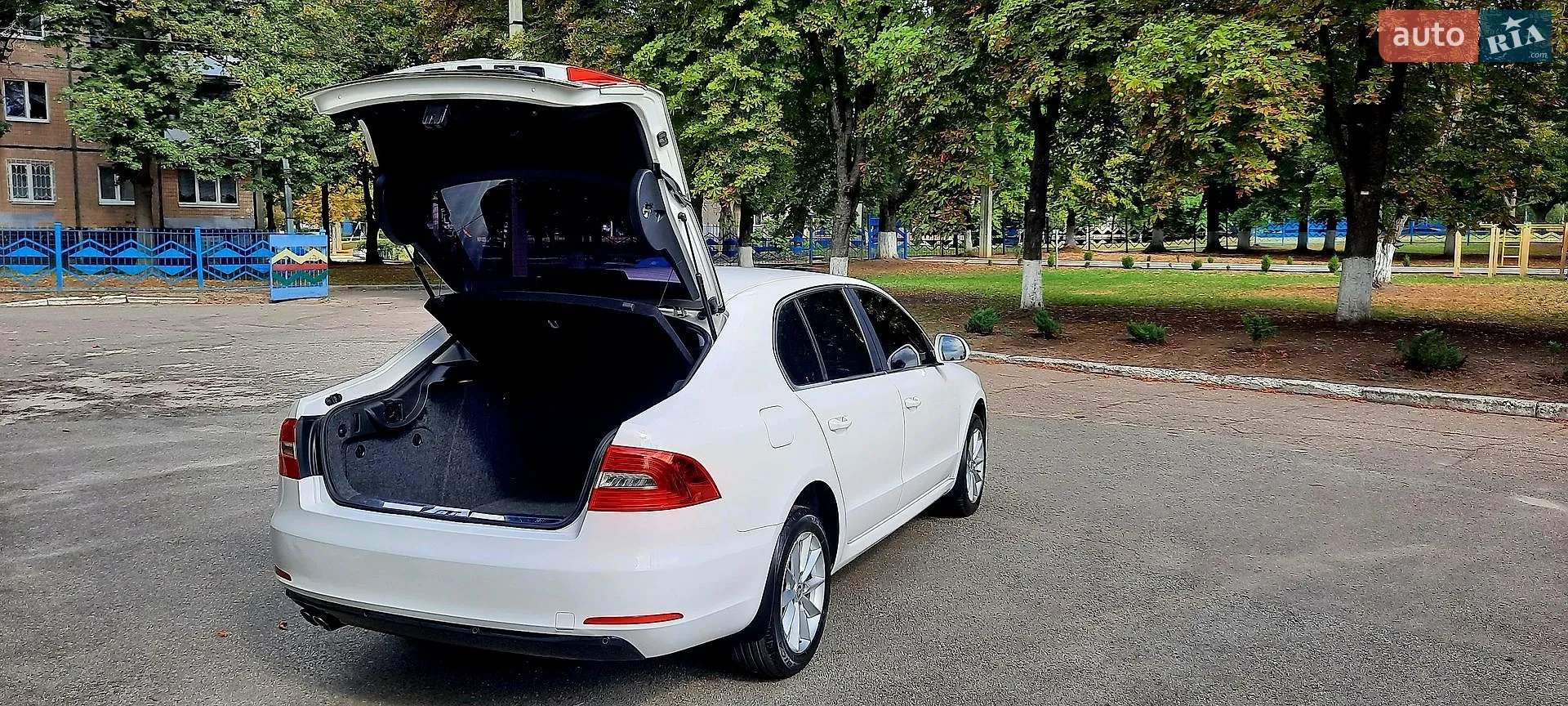 2013 Skoda Superb - мініатюра 14