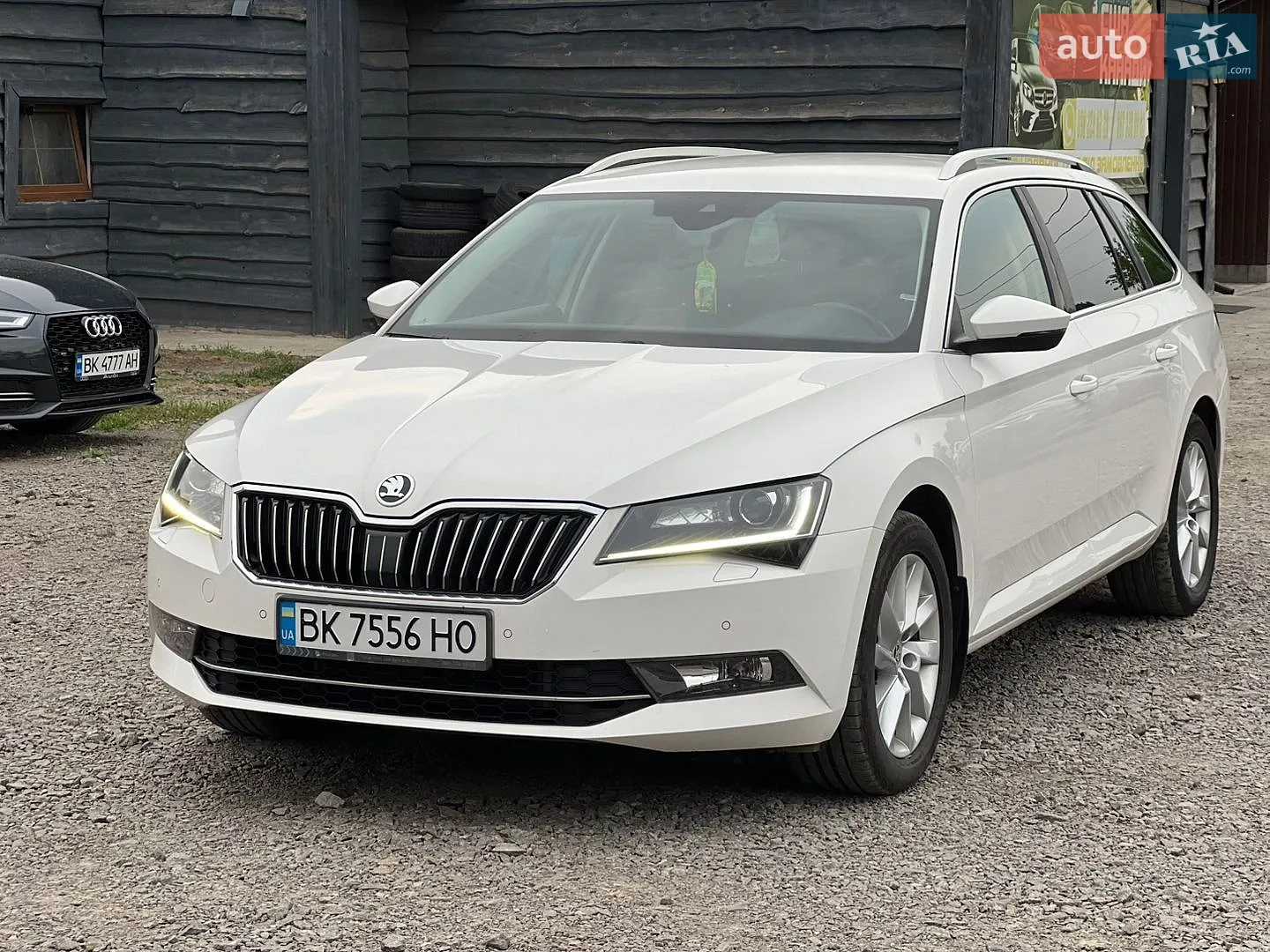 2017 Skoda Superb - мініатюра 5
