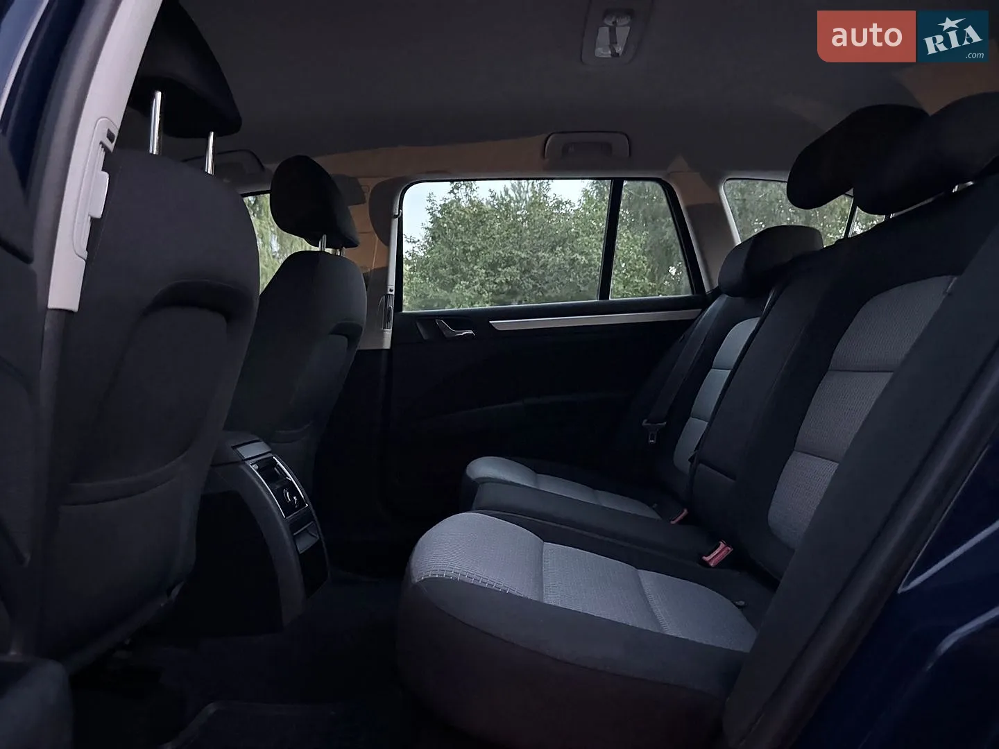 2012 Skoda Superb - мініатюра 38