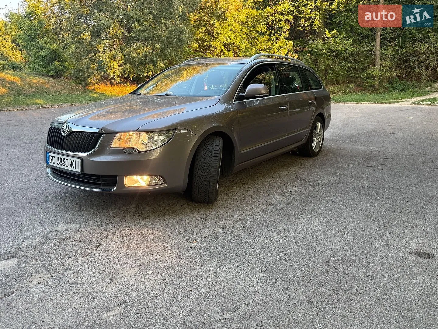 2010 Skoda Superb - мініатюра 11