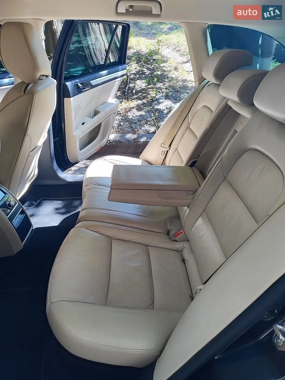 2010 Skoda Superb - мініатюра 13