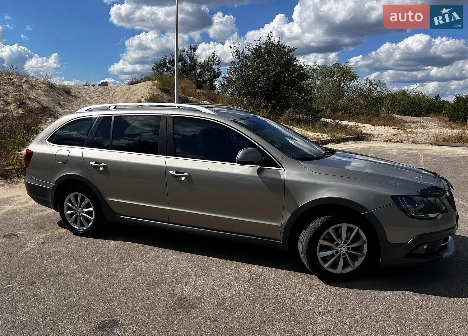 2014 Skoda Superb - мініатюра 3