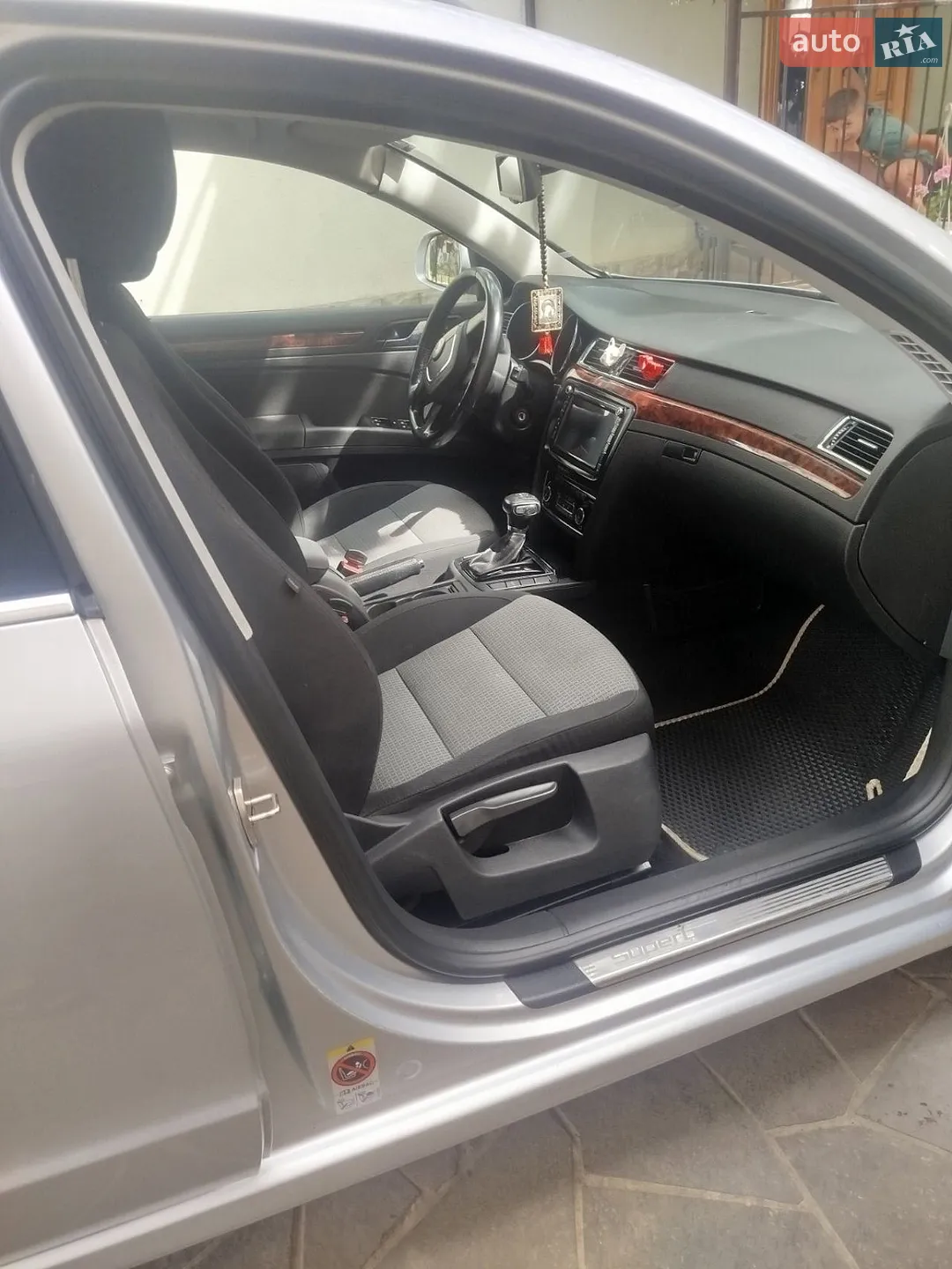 2011 Skoda Superb - мініатюра 5