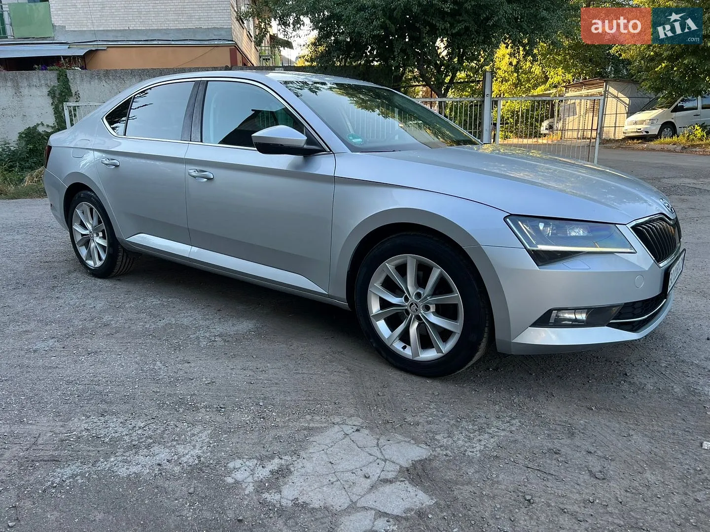 2015 Skoda Superb - мініатюра 15