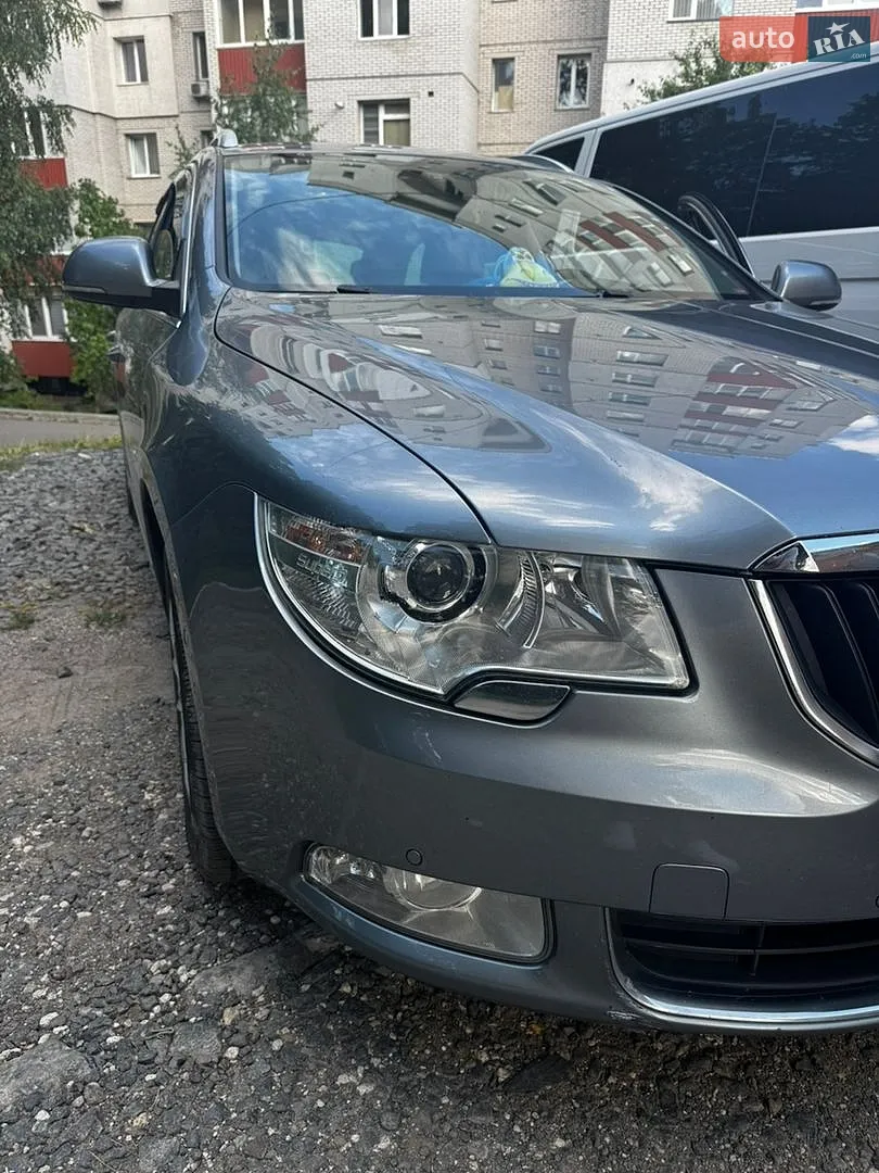 2012 Skoda Superb - мініатюра 4