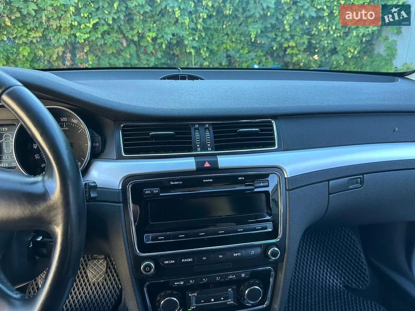 2012 Skoda Superb - мініатюра 13