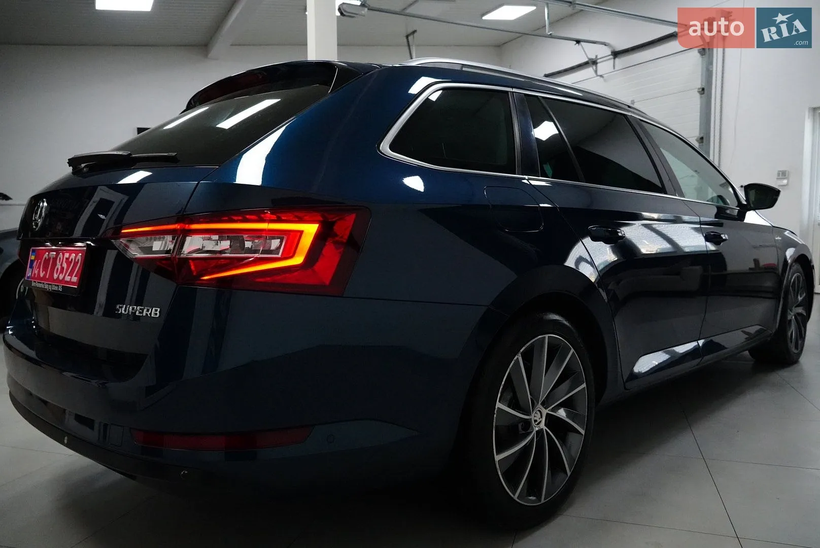 2018 Skoda Superb - мініатюра 3