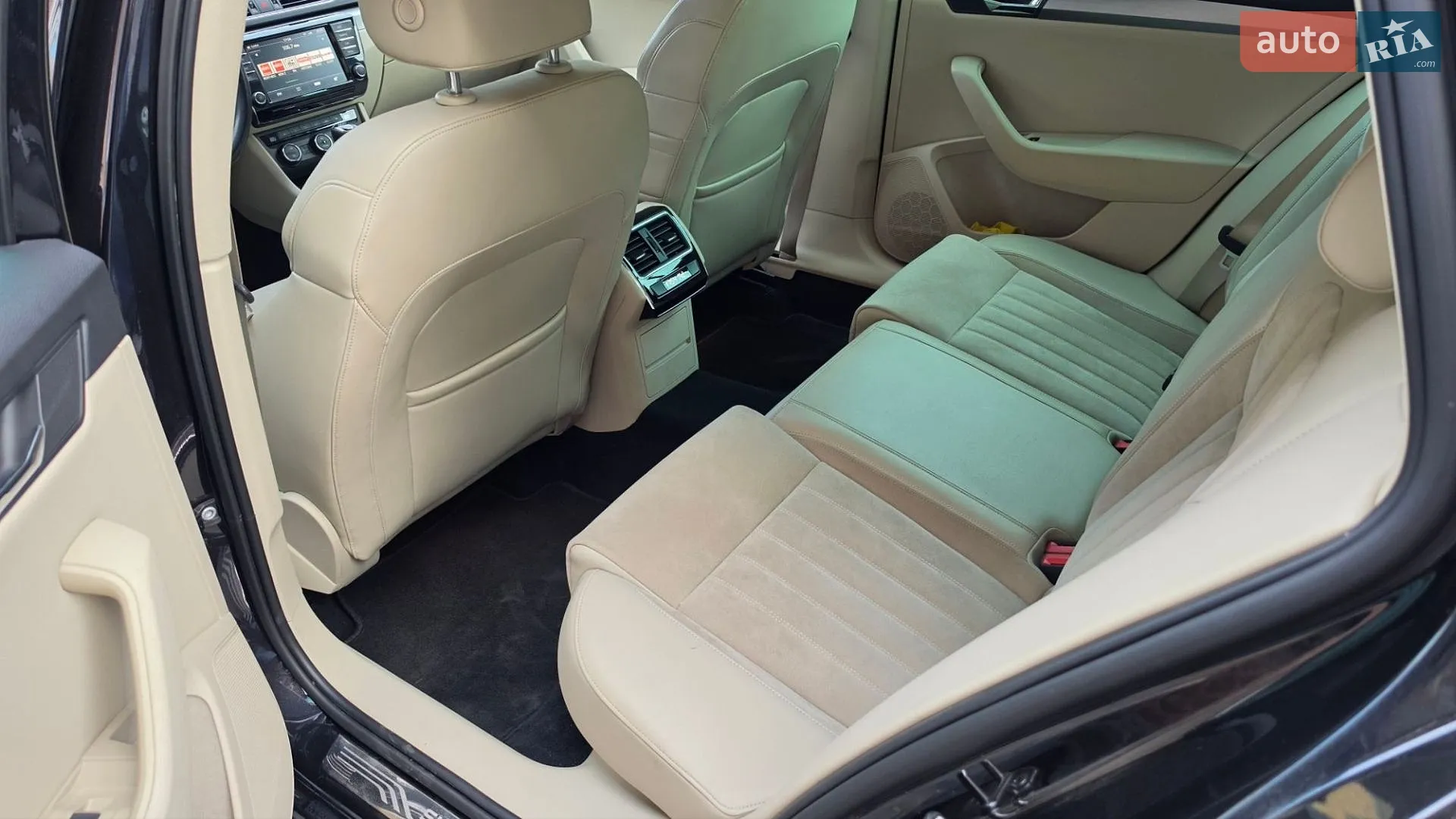2017 Skoda Superb - мініатюра 17