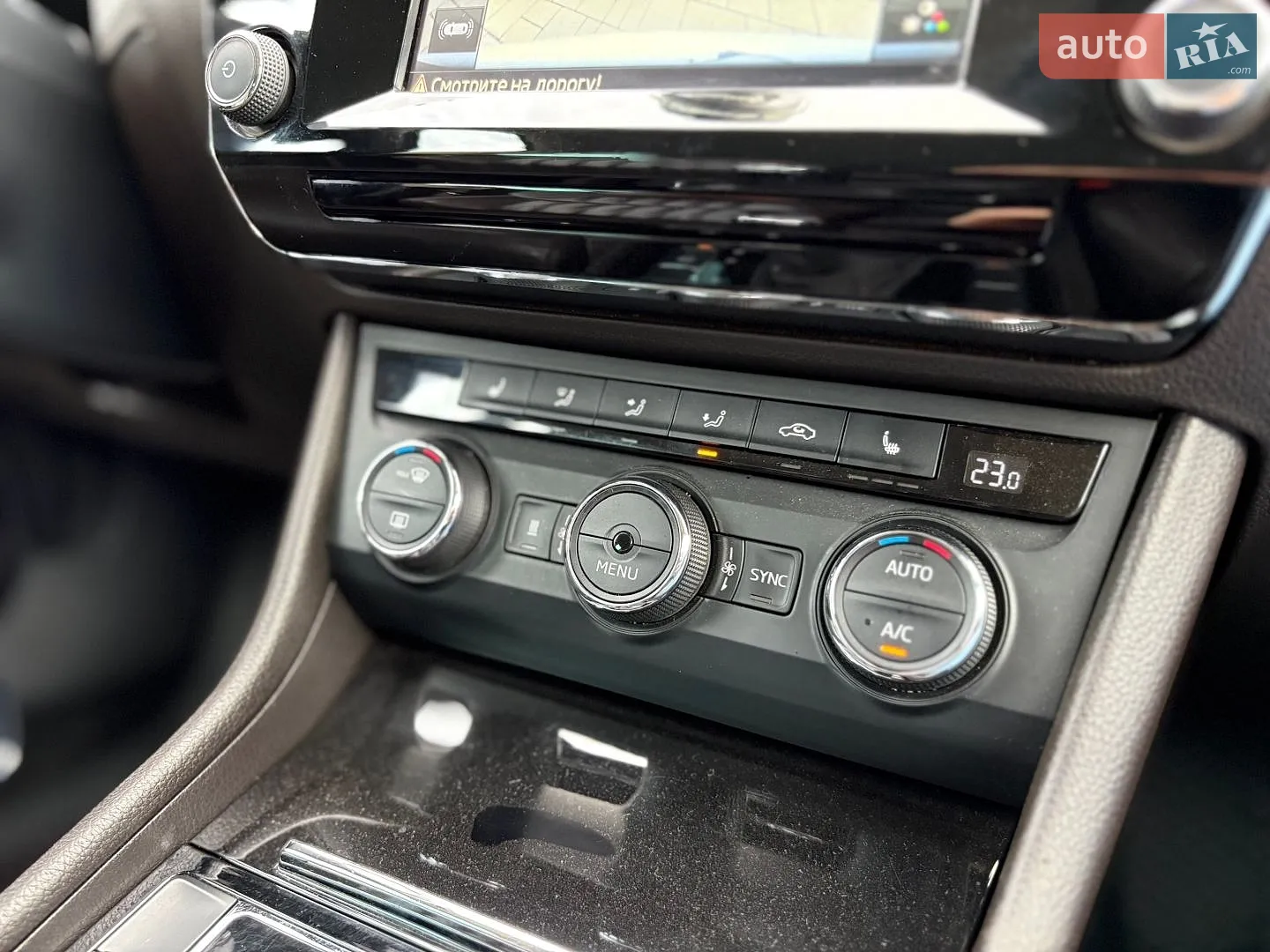 2015 Skoda Superb - мініатюра 29