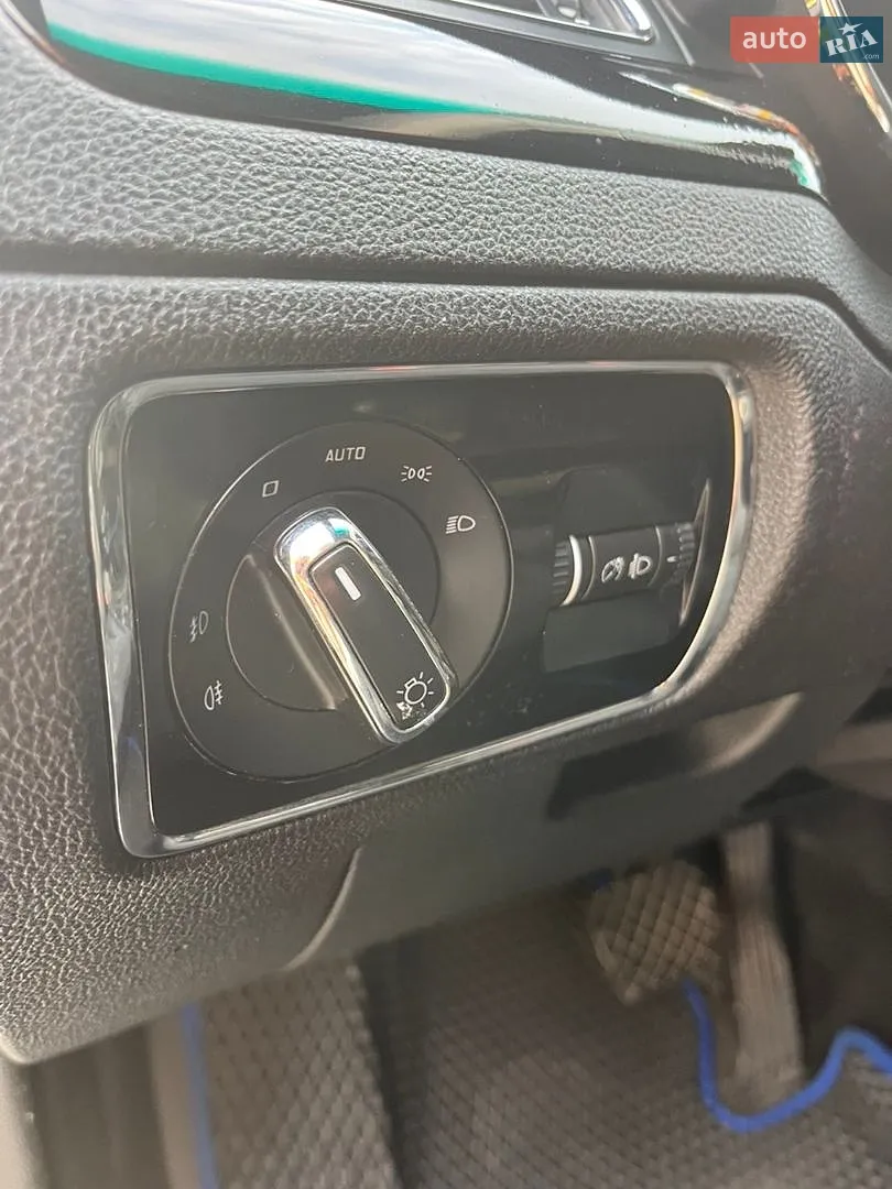 2010 Skoda Superb - мініатюра 22
