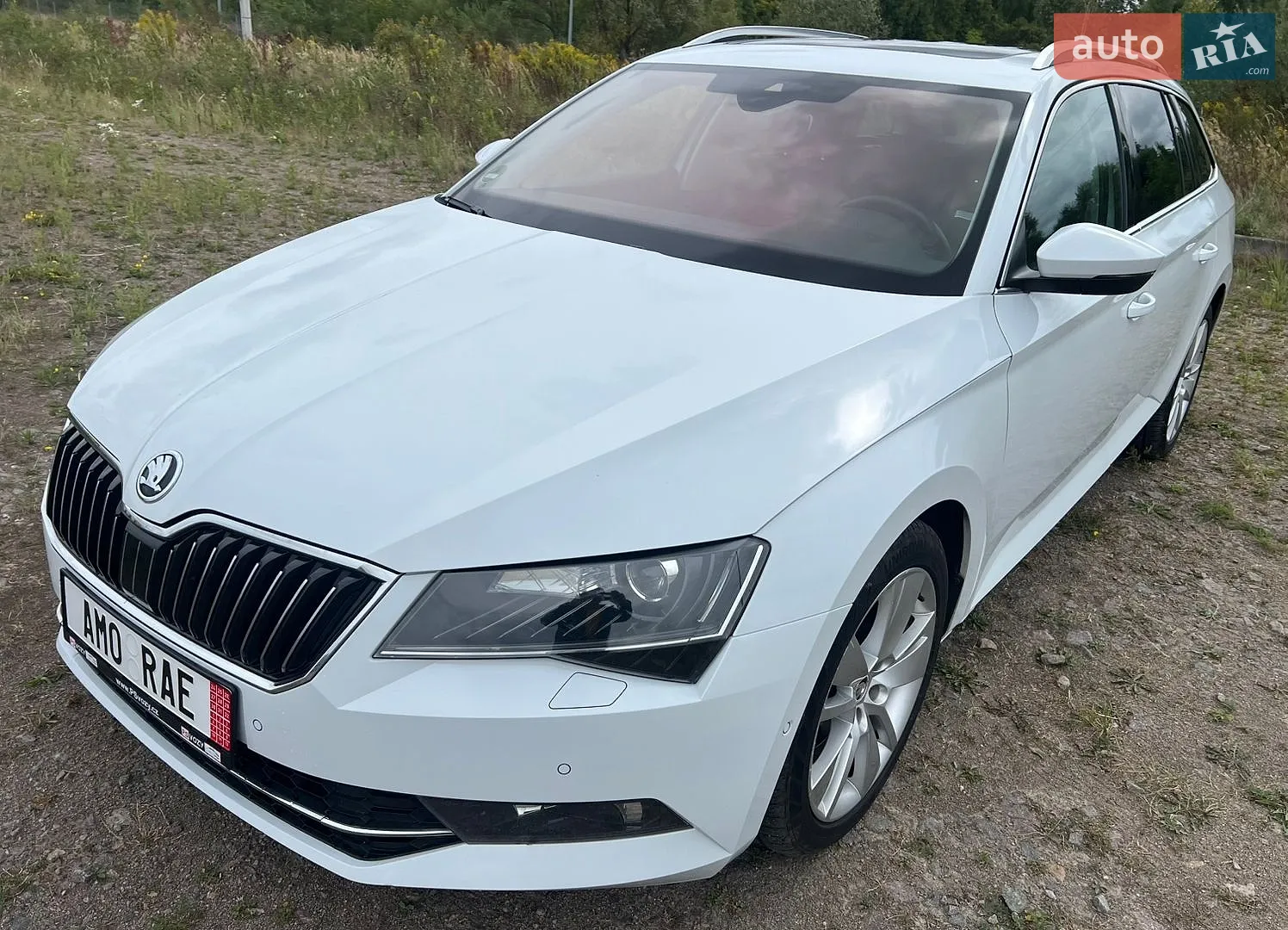 2016 Skoda Superb - мініатюра 2