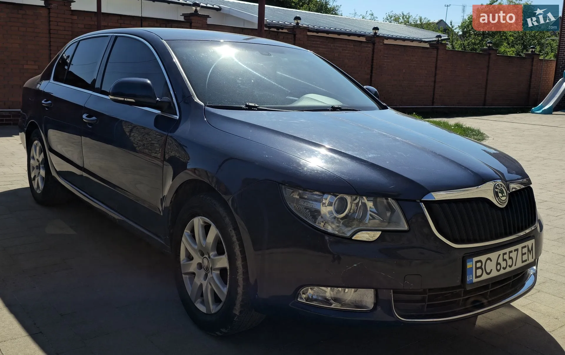 2010 Skoda Superb - мініатюра 5