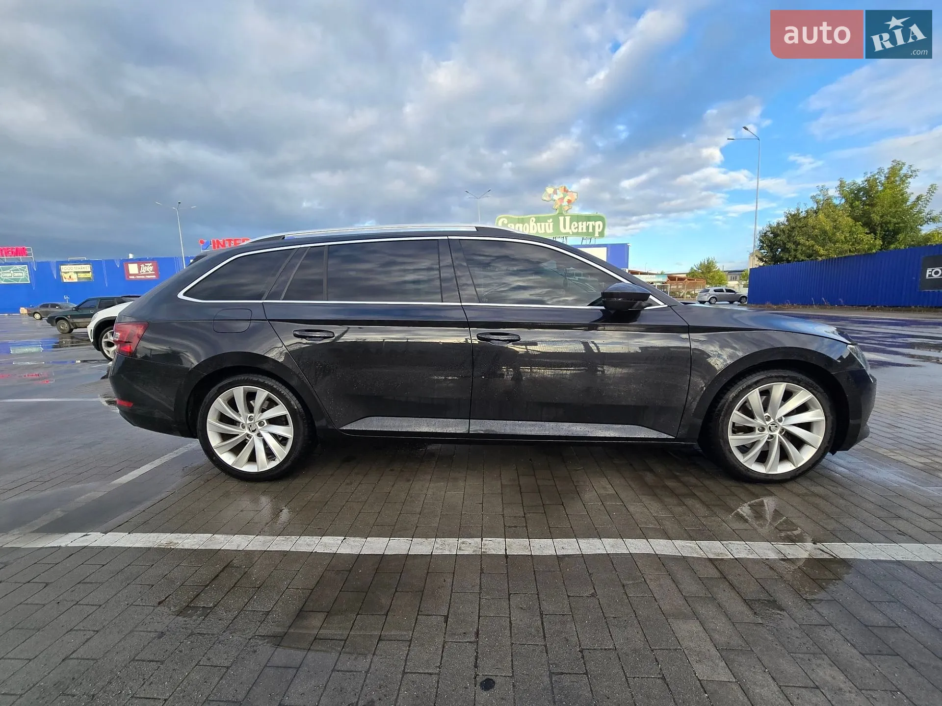 2017 Skoda Superb - мініатюра 3