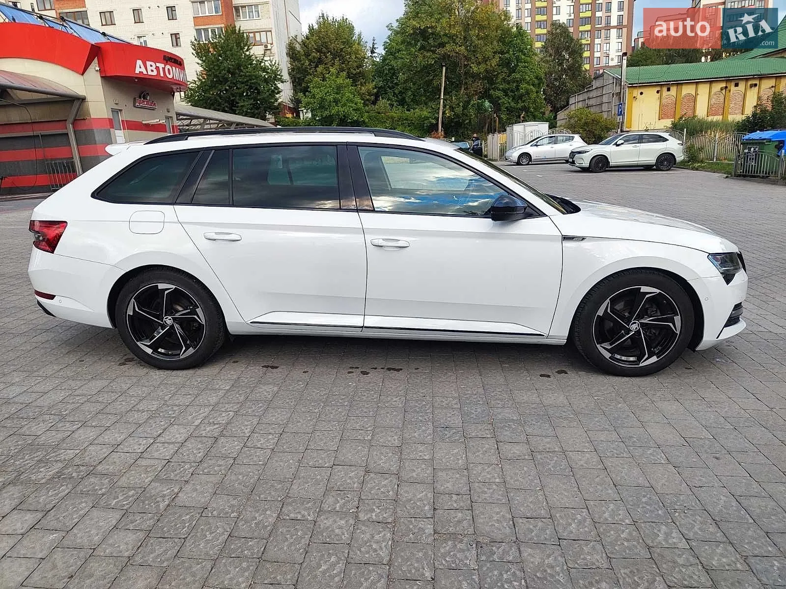 2019 Skoda Superb - мініатюра 4