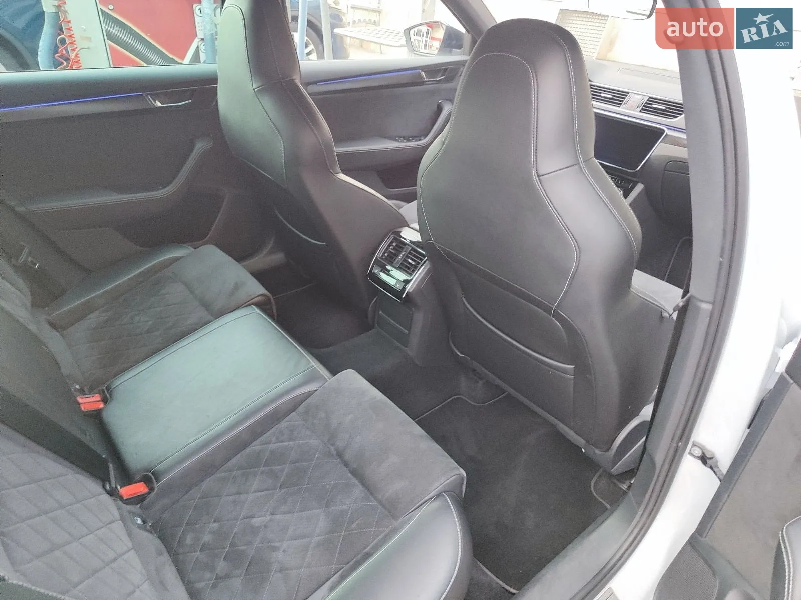 2019 Skoda Superb - мініатюра 21