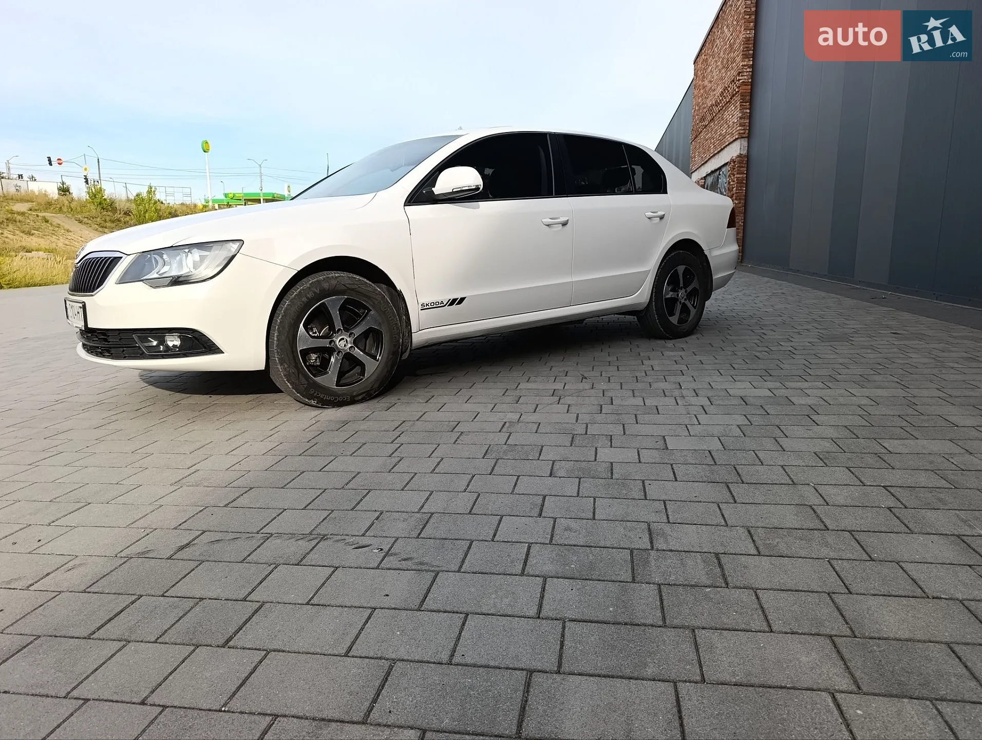2014 Skoda Superb - мініатюра 7