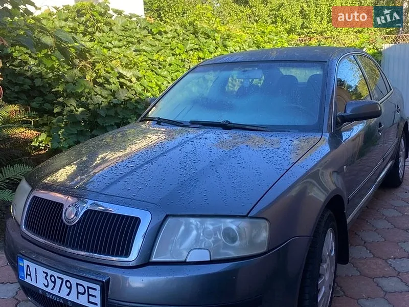 Skoda Superb 2003